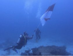 Keren, Bendera Merah Putih Berkibar di Dasar Laut, Ini Kata Kombes Yofie