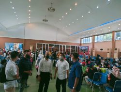 Warga Antusias Ikut Vaksinasi Jajaran Reskrim Polda Sumbar di HTT Padang