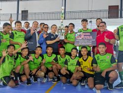 Tim Putra SMPN 27 Juara Turnamen Bola Tangan