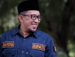 Eka Putra Masuk 10 Bupati Terpopuler