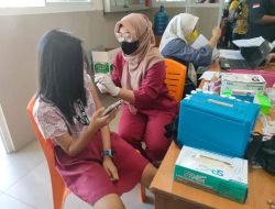 Anak SD Saja tak Takut Divaksin, Ini Buktinya!