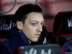 Mesut Ozil Dirumorkan ke Rans Cilegon, Serupakah dengan Nasib Essien dan Sissoko?