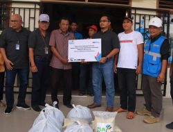 PLN Bantu Rp97,2 Juta untuk Korban Banjir Dharmasraya   