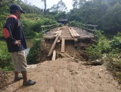 Curah Hujan Tinggi, Jembatan di Pasaman Ambruk