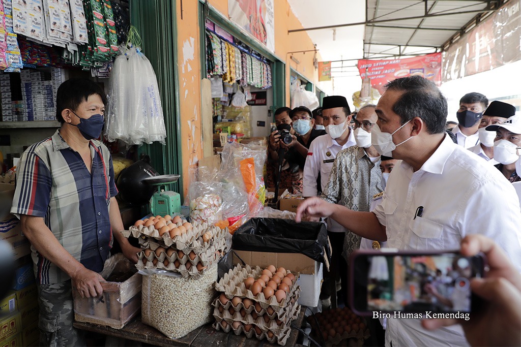 Mendag memantau langsung upaya stabilisasi pasokan dan harga minyak goreng