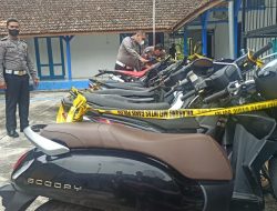 Kedapan Balap Liar, Puluhan Motor Diamankan