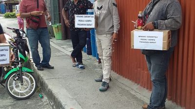 Aksi pengumpulan dana oleh Grup Minang Serantau Wamena