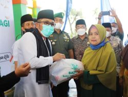 Ramadan Berbagi Baznas Kota Padang Salurkan 26 Ribu Paket Sembako