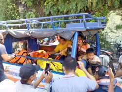 Mobil Pikap Terpental ke Laut, Tiga Orang Meninggal