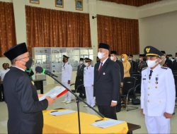 Walikota Padang Lantik 80 Pejabat Struktural