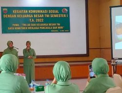 Jaga Suami, Istri TNI Presentasikan Cara Terbaik Membuat Jamu