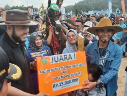 Kuda Grand Azizi Milik Alex Saputra Juara Kelas Pacuan Paling Bergengsi
