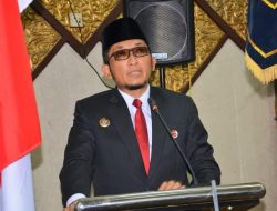 Wako Padang Imbau Warga Kibarkan Bendera Merah-Putih Sebulan Penuh