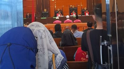 Terkait Dugaan Korupsi Anggaran KONI, Agus Suardi Jalani Sidang Perdana