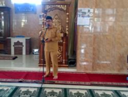 Giliran Masjid Nurul Islam Limau Manis Selatan Terima Sapi Kurban Perumda AM Padang