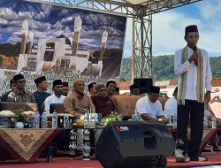 Tausiyah di Bungo Tanjuang, UAS Galang Donasi Pembangunan Masjid Baitul Makmur