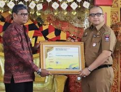 Kota Padang Terima BKN Award