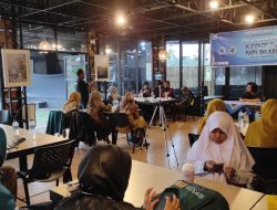Komunitas Tanah Rawa Gelar Seminar Literasi dan Bedah Buku Karya Iyut Fitra