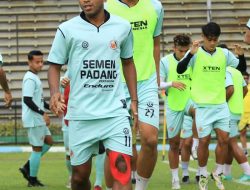 45 Menit Pertama, PSMS dan Semen Padang masih “Kaca Mata”