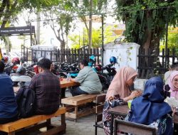 Lapau Nasi Batigo tak Bikin Kantong Bolong