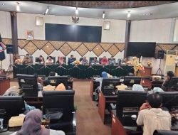 Pedagang Pasar Raya Fase VII Pertanyakan Fungsi Kartu Kuning