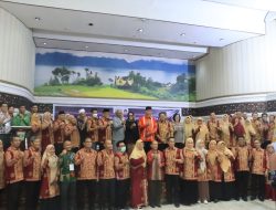 Pengurus IAI Sumbar Dilantik, Perkuat SDM Apoteker