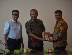 Berkunjung ke Riau, Manajemen Semen Padang Silaturrahmi dengan Pemerintah Daerah