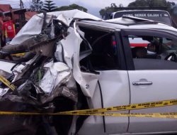 Tiga Meninggal, Sembilan Luka-luka, Sembilan Kendaraan Terlibat Kecelakaan Beruntun