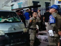 Membandel Lagi, PKL di Tugu Gempa Kembali Gelar Dagangan