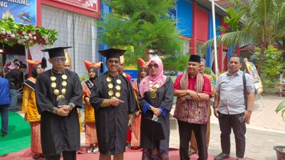 Kadis Pendidikan Sumbar Apresiasi Wisuda Tahfidz RTQ Nurul ‘Ilmi Angkatan 1 SMAN 3 Padang