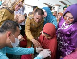 Genius Umar Launching Imunisasi Polio Tingkat Sumbar