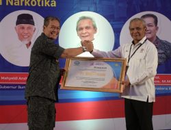 BNNP Sumbar Tetapkan Semen Padang sebagai Perusahaan Bersinar