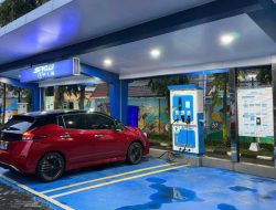 Perkuat Ekosistem Kendaraan Listrik, PLN Gandeng 4 Perusahaan Bangun Charging Station