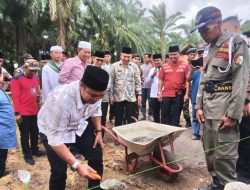 Wabup Pasaman Barat Lakukan Peletakan Batu Pertama Ponpes Qulub