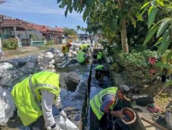 Dinas PUPR Padang Perbaiki 15 Drainase 