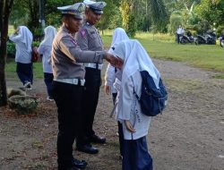 Gelar Police Goes To School, Satlantas Polres Sosialisasikan Kamseltibcar Lantas Di SMP Negeri 4 Pasaman