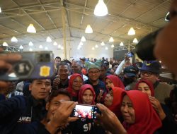 Anies Harap Relawan Sumbar Siap Kerja Keras untuk Kemenangan