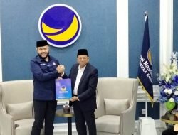 Usai Kantongi Dukungan Golkar, Prof. Ganefri Mendaftar ke NasDem dan Demokrat