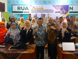 Departemen Biologi UNP Gelar Pelatihan PTK di MAN 2 Padangpanjang