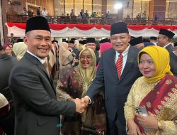 Hadiri Pelantikan, Dirwansyah Ajak Anggota DPRD Provinsi Berkolaborasi