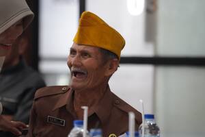 5 Tahun Erick Thohir, YBM PLN Berbagi kepada Veteran RI