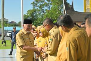 Jalani Cuti Pilkada, Gubernur Mahyeldi Minta Seluruh ASN Pemprov Sumbar Terus Optimal Melayani Masyarakat