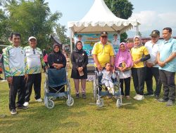 2.200 Penerima Manfaat Terima Bantuan Sembako dan Kursi Roda