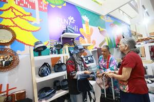 Transaksi Tembus Rp1 Miliar, Booth UMKM PLN Jadi Primadona di Inacraft 2024