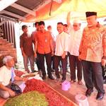 Kunjungi Pasar Kampung Baru, Mahyeldi-Vasko Dorong Pasar Ramah Pembeli