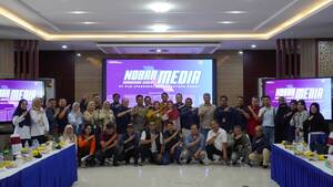 Sambut Nataru, PLN UP3 Padang Sapa Pelanggan di Jumat Ceria