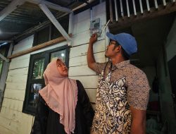 Bulan Ramadan, Donasi Pegawai PLN Beri Sambungan Listrik Gratis Bagi 2.597 Keluarga Prasejahtera