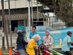 PLN Payakumbuh: Berbagi Takjil, Berbagi Kebahagiaan
