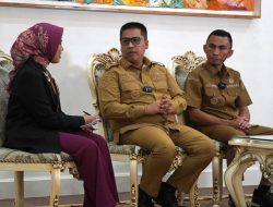 THR ASN dan Non ASN Dibayarkan 100 Persen, Hendri Arnis Tandatangani Persetujuan Pencairan THR