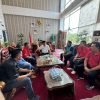 Jalin Silaturahmi dengan Bupati Pasaman Barat Terpilih, PLN Eratkan Sinergi dan Berikan Penghargaan PJU